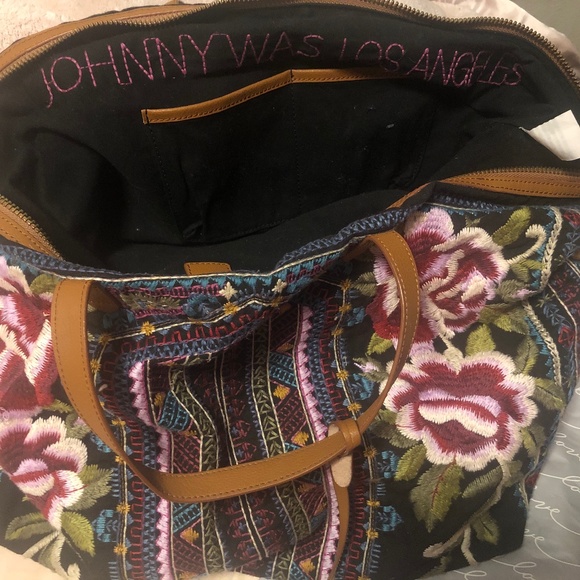Johnny Was Langley Weekend Bag - Picture 3 of 6